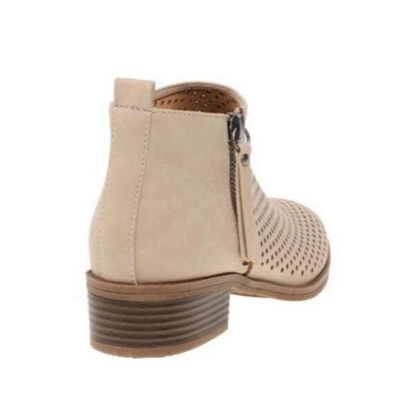 Time And Tru Beige Perforated Micro-Suede Side Zipper Ankle Booties Size 9 - Picture 7 of 9